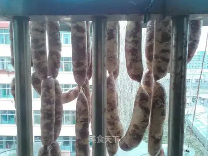 Homemade pork sausage