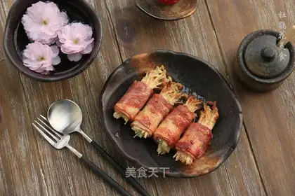 Bacon pins and mushrooms