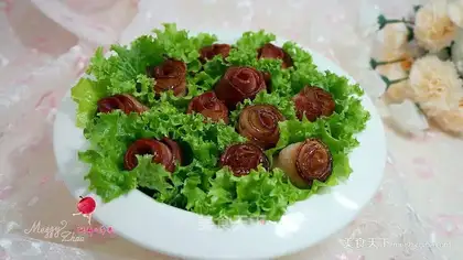 Homer Bacon roses