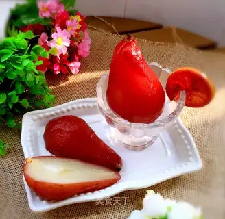 A red pear