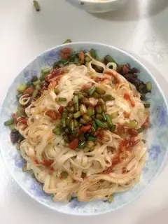 Fried noodles