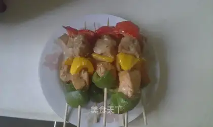 Five-coloured meat string