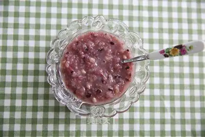 It's a five-metre porridge