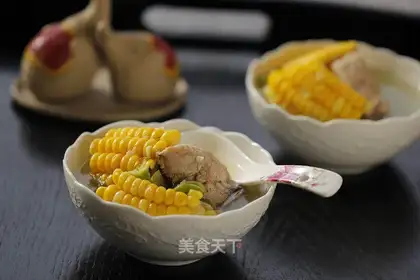 Corn-peased ribs soup