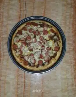 A field pizza