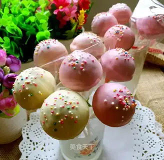 Lollipop cake