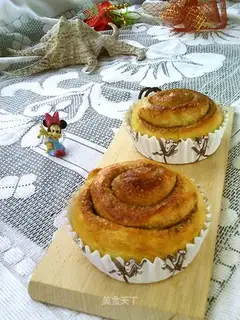 Cinnamon roll
