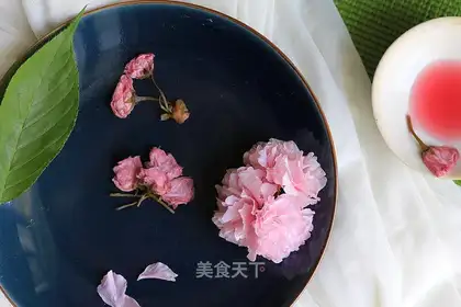 Salted cherry blossoms