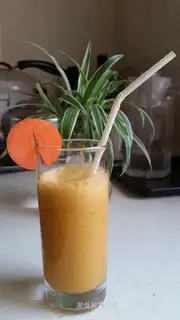 Carrot apple juice