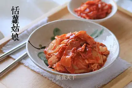 Hot cabbage and bacon