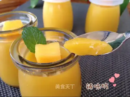 Coconut mango pudding