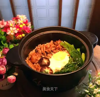 Frozen mushrooms and chickens
