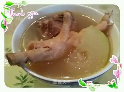 Pumpkin-bone chicken foot soup