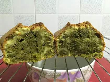 Tea marble pound cake