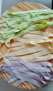 Color noodles