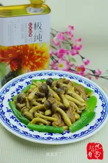 Melon crab mushrooms