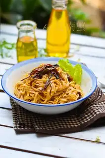 Onion noodles
