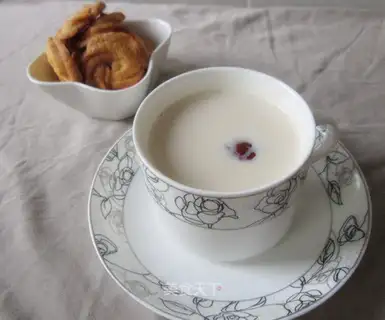 Ginger-sweet tea