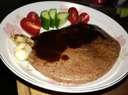 Black pepper steak