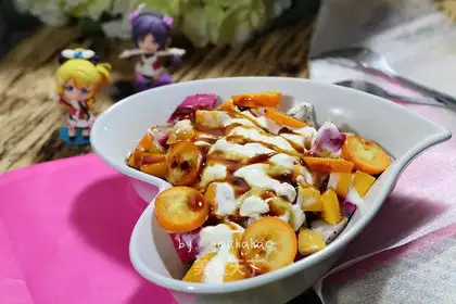Yogurt fruit salad