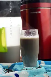 Black bean milk