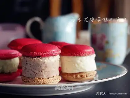 Macalon ice cream sandwich
