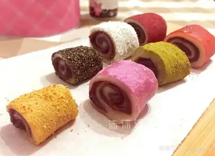 Seven-coloured donkey rolls