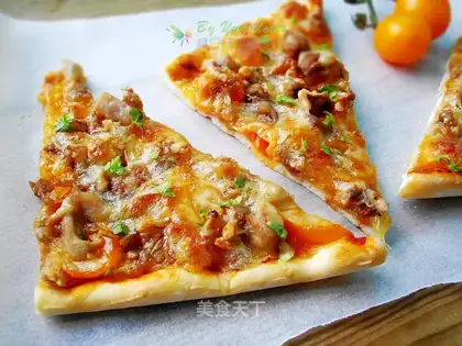 BBQ CHICKEN WALNUT PIZZA