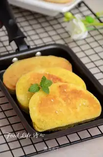 Gold buns