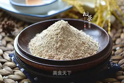Homemade steamed rice powder