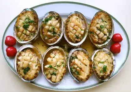 Clean abalone