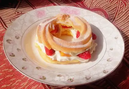 Paris Brest Puff