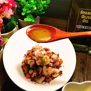 quinoa shrimp salad