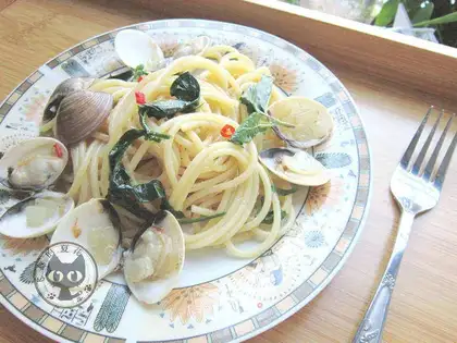 White clams and pasta