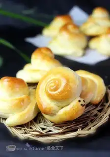 Snail bread