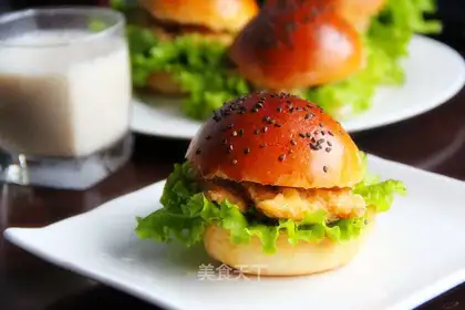 A salmon burger