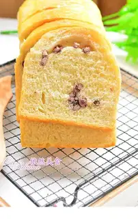 Chinese honey-bean toast