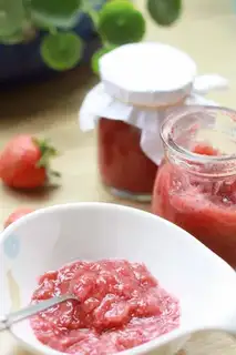 Strawberry sauce