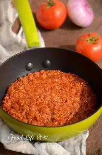 Homemade pizza sauce