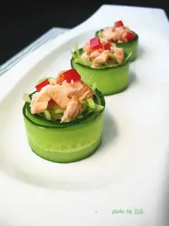 Salad salmon