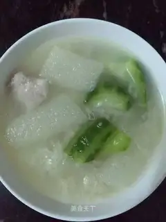 Scrawny cucumber soup