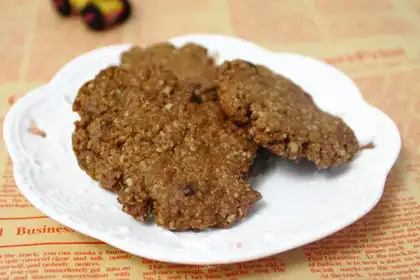 Red sugar oatmeal cookies