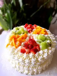 Golden Jade is full of cake