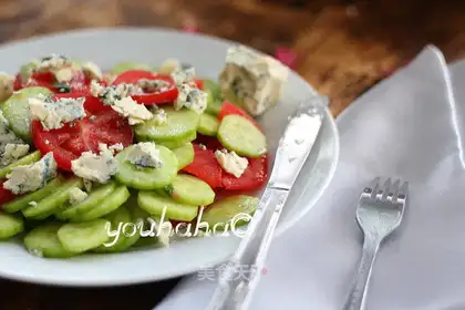 Cucumber tomato salad