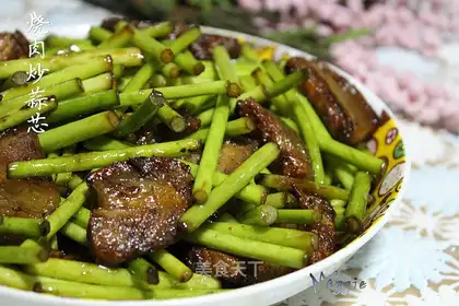 Roast and garlic