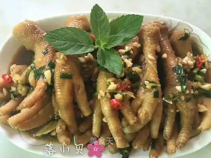 Chicken claws