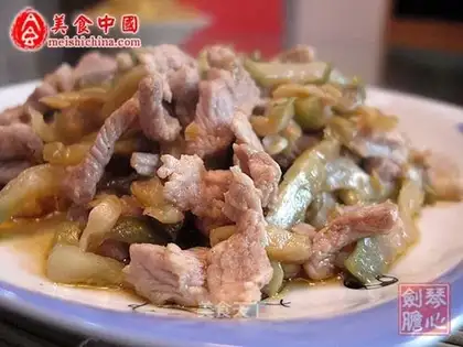 Shredded pork with pickled mustard