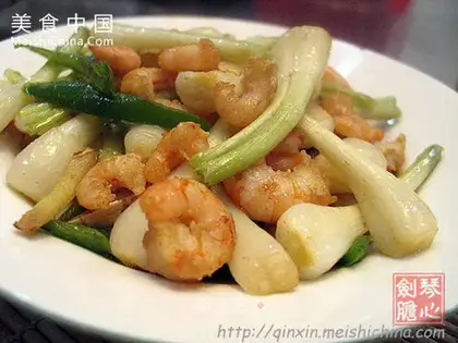 stir-fried buckwheat with river shrimp