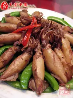 stir-fried squid with sweet beans