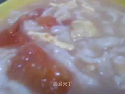 Hand-rolled noodles with tomato and egg